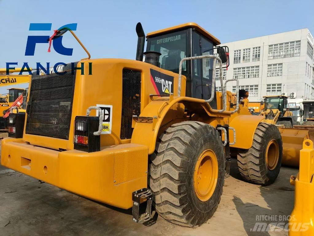 CAT 966 H Gumikerekes homlokrakodók