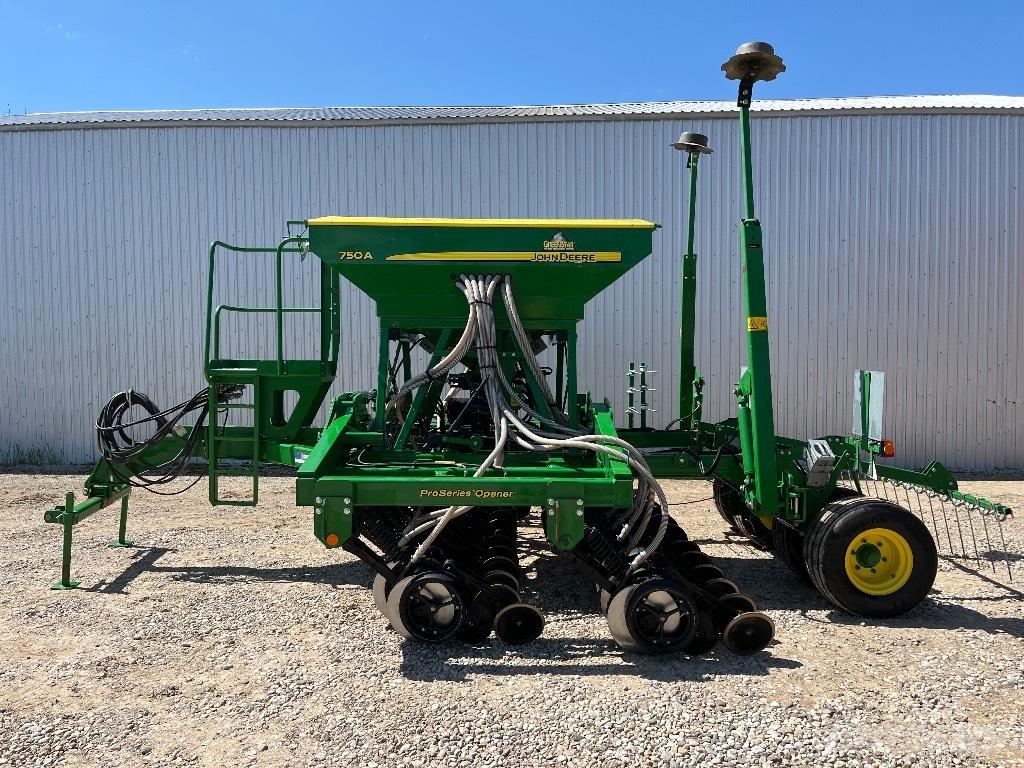 John Deere 750 A Sorvetőgép