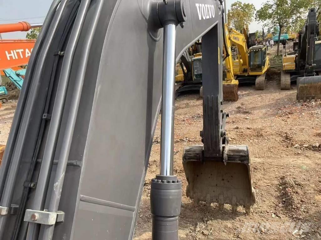 Volvo EC 250 D Lánctalpas kotrók