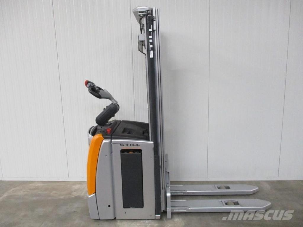 Still EXV SF14 Vezetőállásos alacsony emelőkocsi