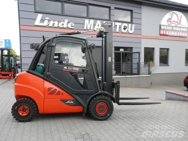 Linde H 30 T Gázüzemű targoncák