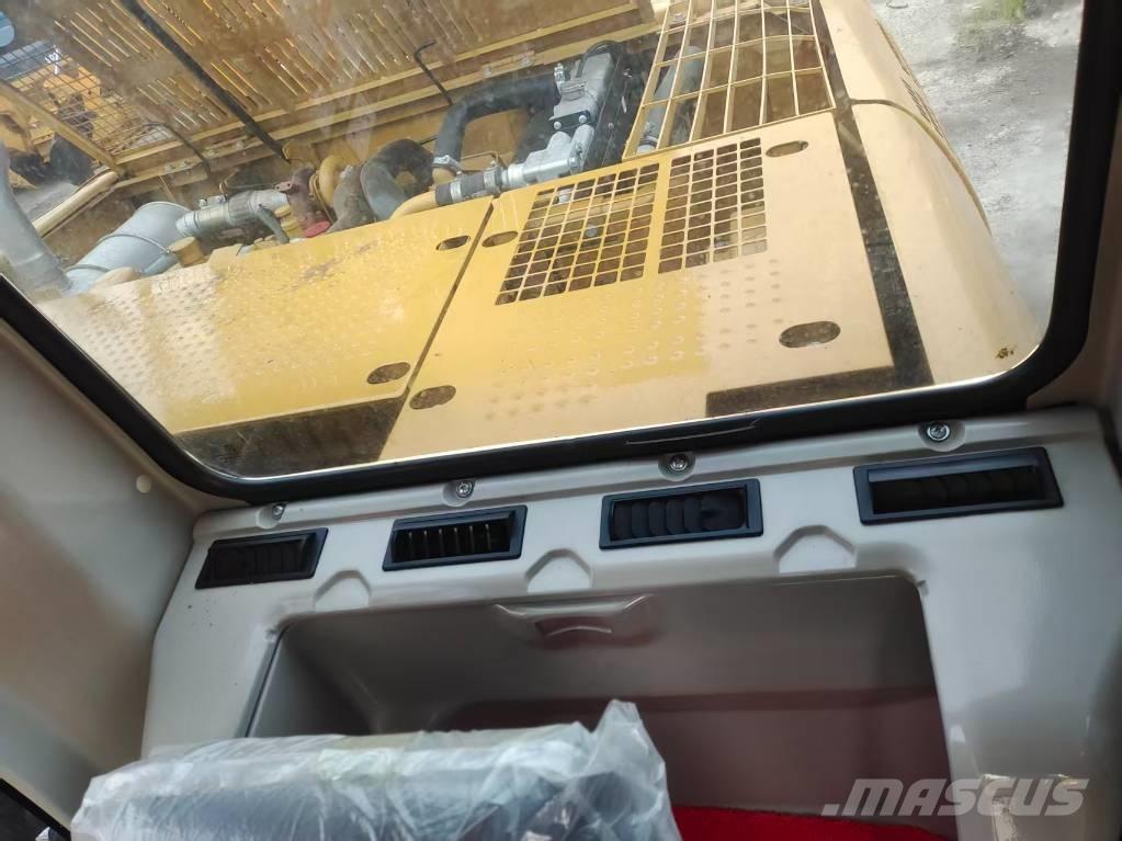 CAT 320 C L Lánctalpas kotrók