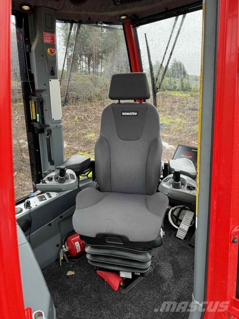 Komatsu 875 Kihordók