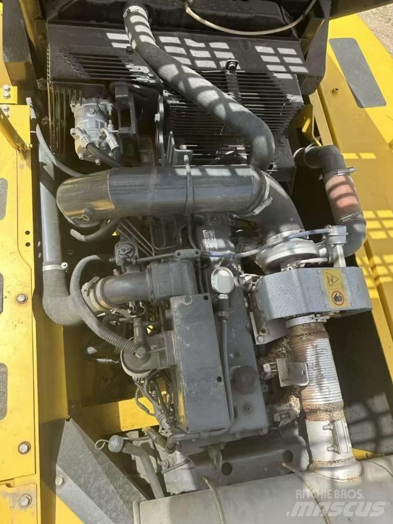Komatsu PC 350 Lánctalpas kotrók