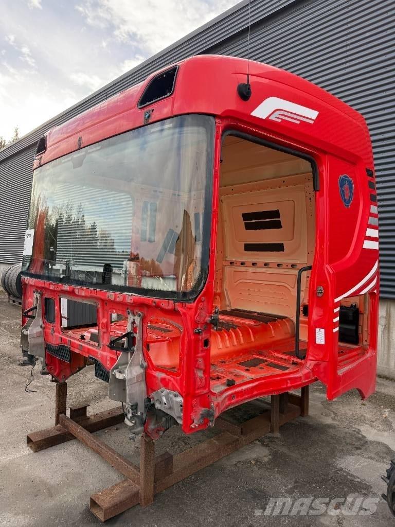 Scania CR20 normal Vezetőfülke és belső tartozékok