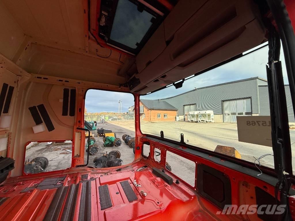Scania CR20 normal Vezetőfülke és belső tartozékok