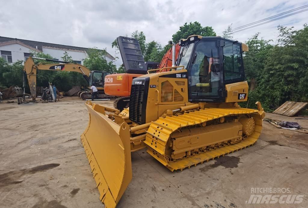 CAT D 5 K lánctalpas dózerek