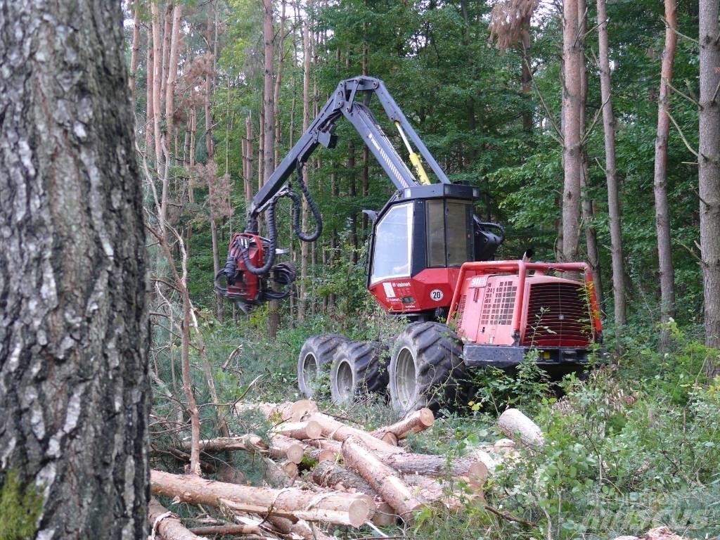 Valmet 911.3 Betakarítók