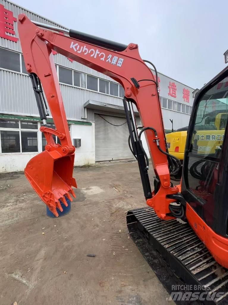 Kubota KX 163 Közepes (midi) kotrók 7 t - 12 t