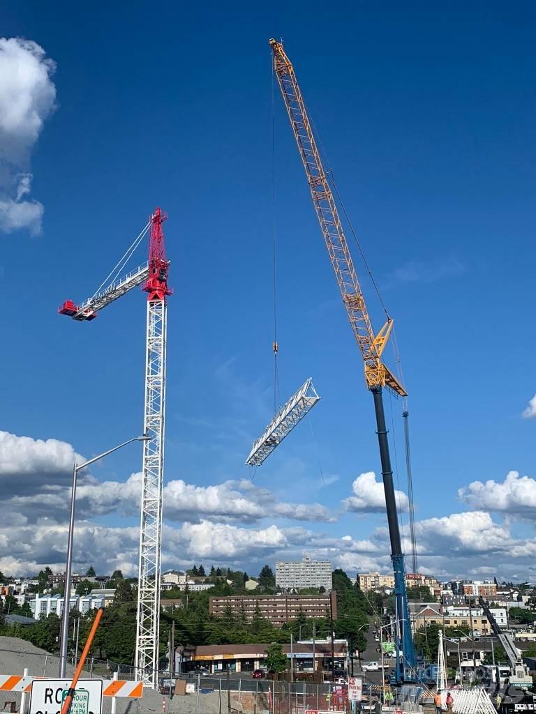 Liebherr 390 HC Torony daruk