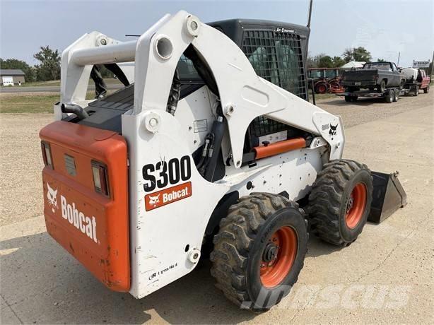 Bobcat S 300 Kompaktrakodók