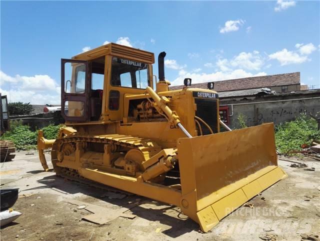 CAT D 6 D lánctalpas dózerek