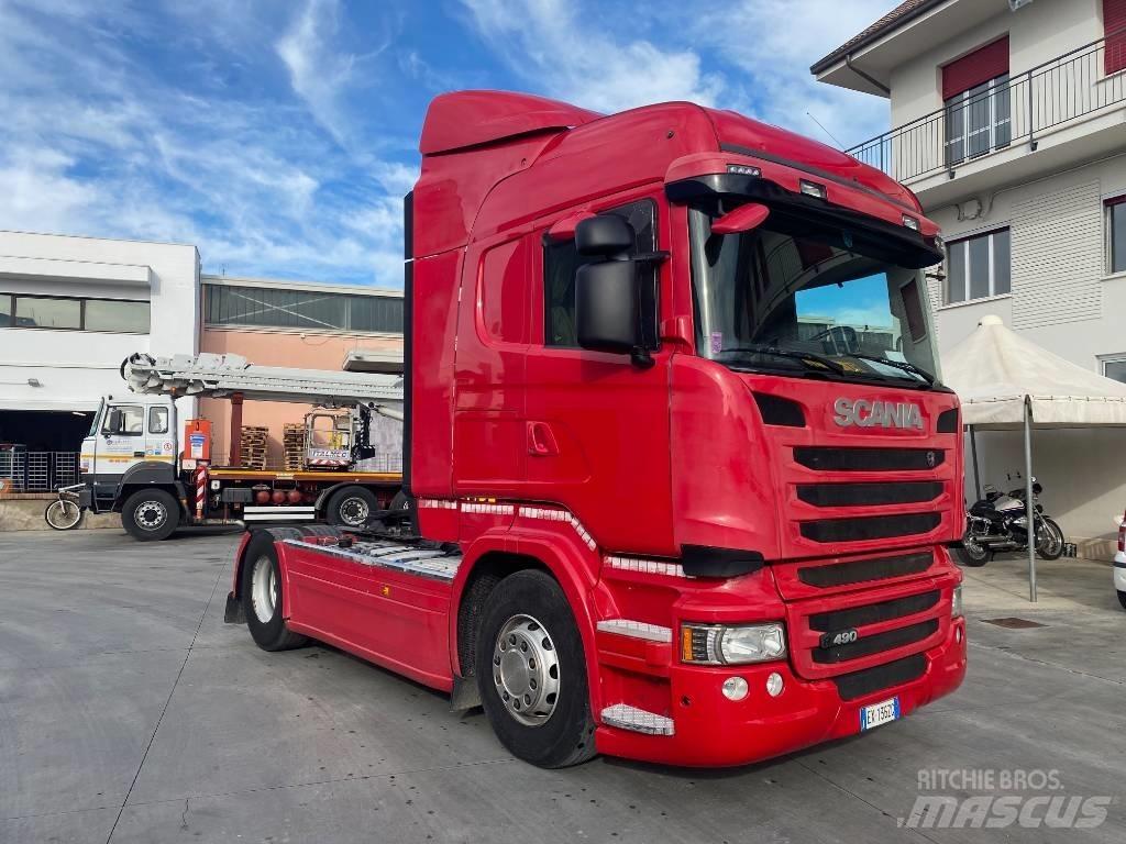Scania R 490 Nyergesvontatók