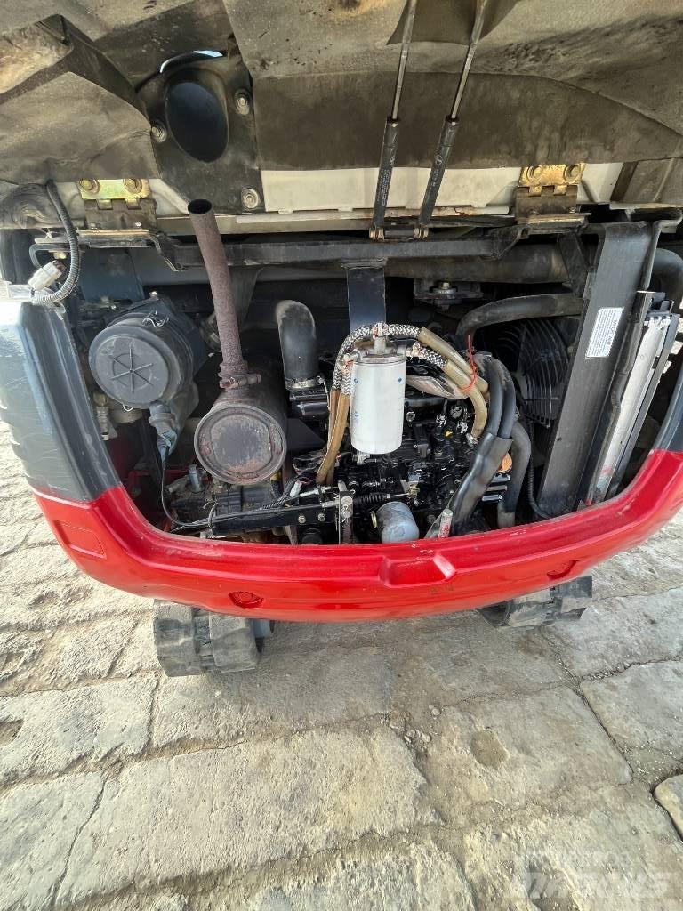 Takeuchi TB228 Mini kotrók < 7t