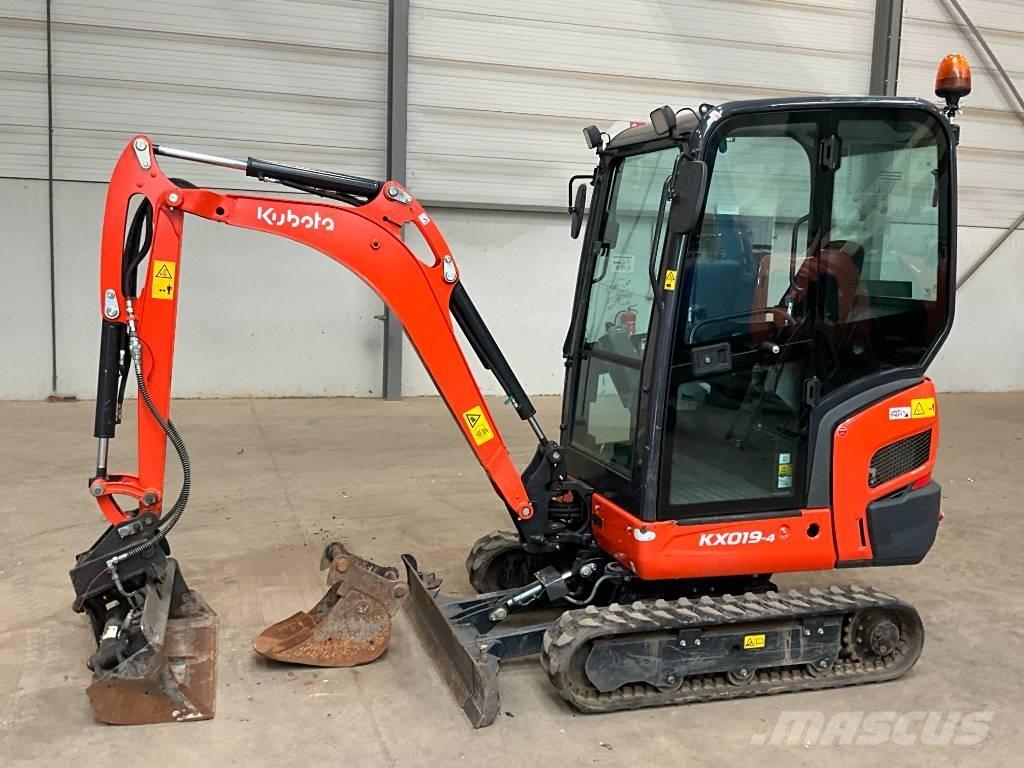 Kubota KX 019-4 Mini kotrók < 7t