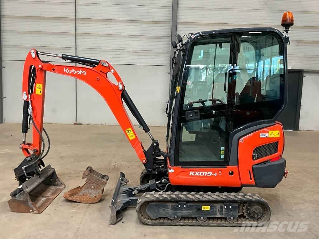 Kubota KX 019-4 Mini kotrók < 7t