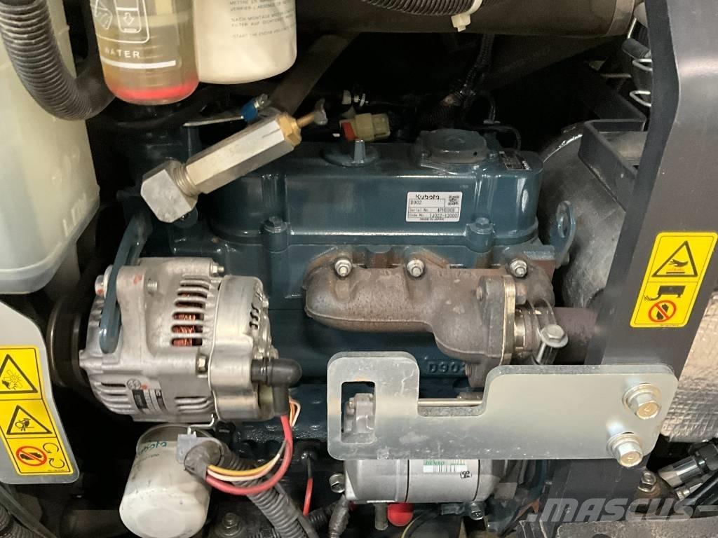 Kubota KX 019-4 Mini kotrók < 7t