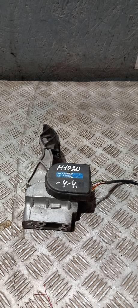 MAN TGA    81259706094 Vezetőfülke és belső tartozékok