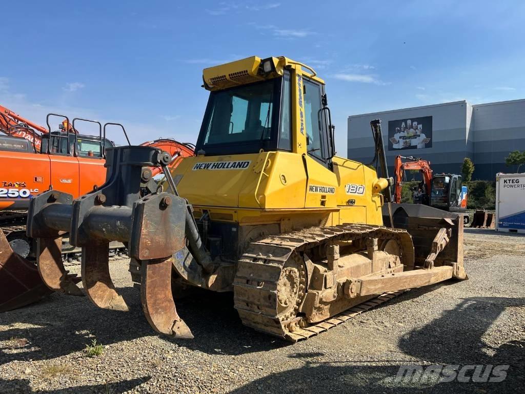 New Holland D180 lánctalpas dózerek