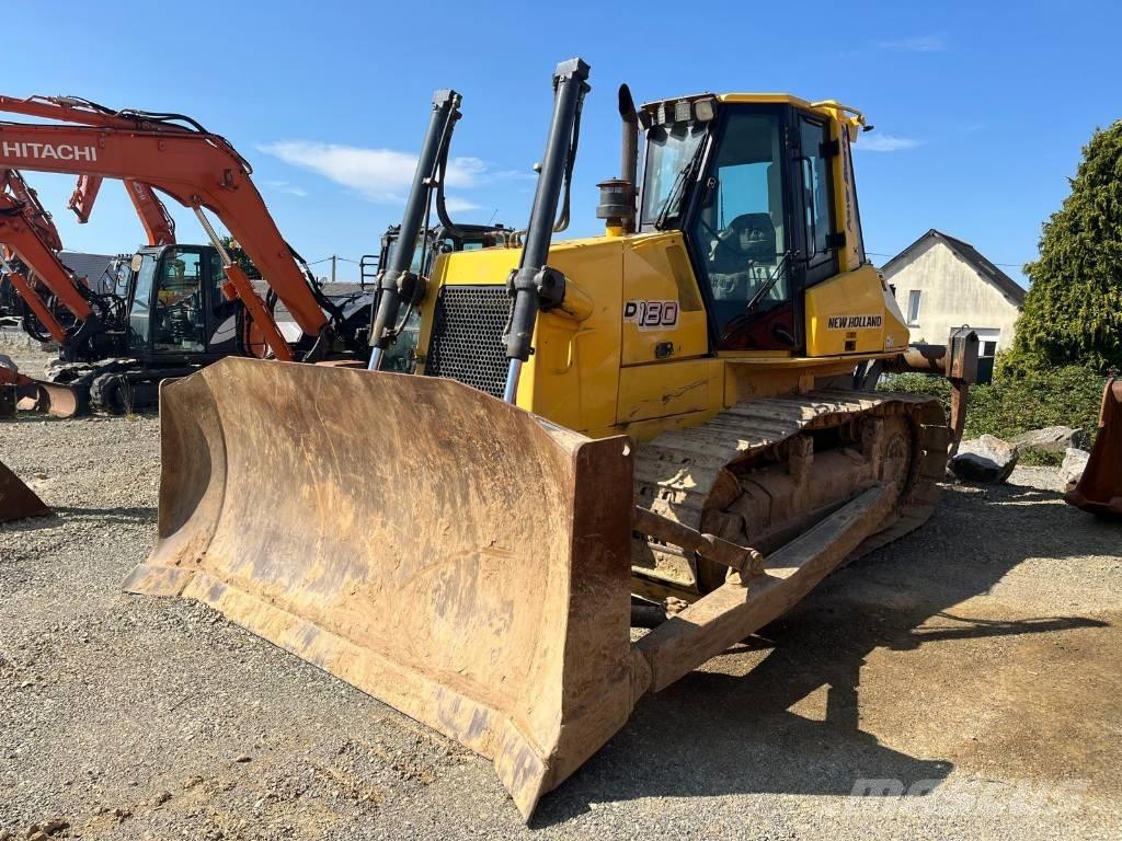 New Holland D180 lánctalpas dózerek