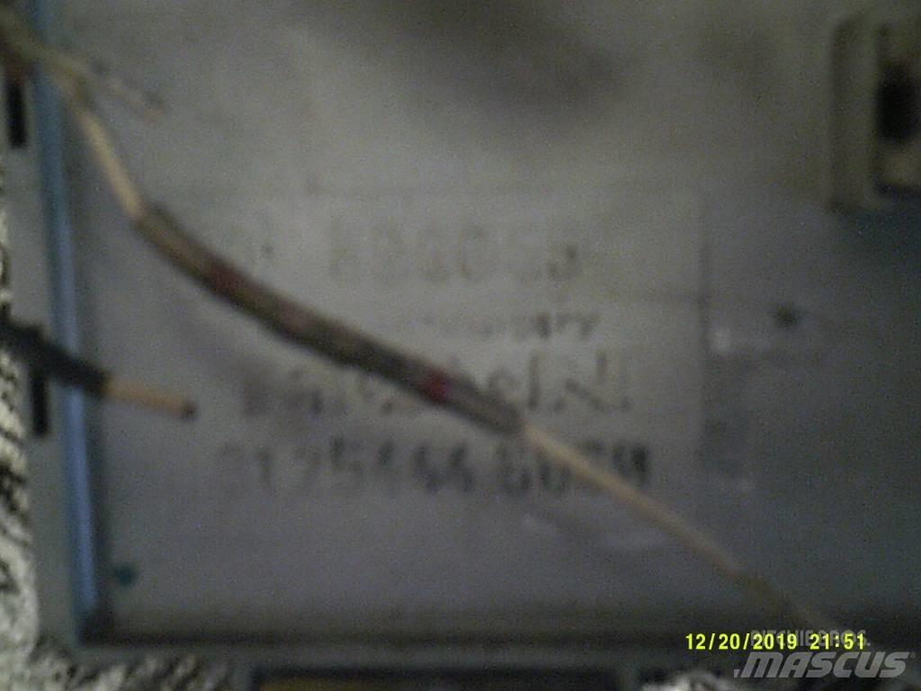 MAN TGS 81254446060 Vezetőfülke és belső tartozékok