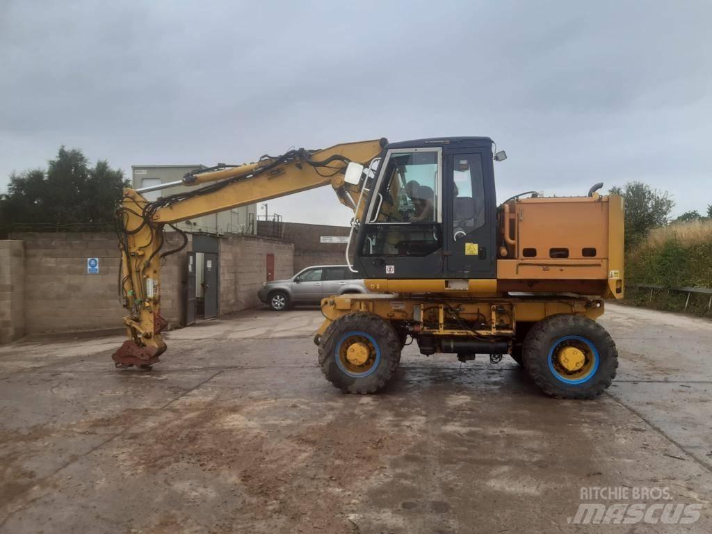 CASE WX 170 Gumikerekes kotrók