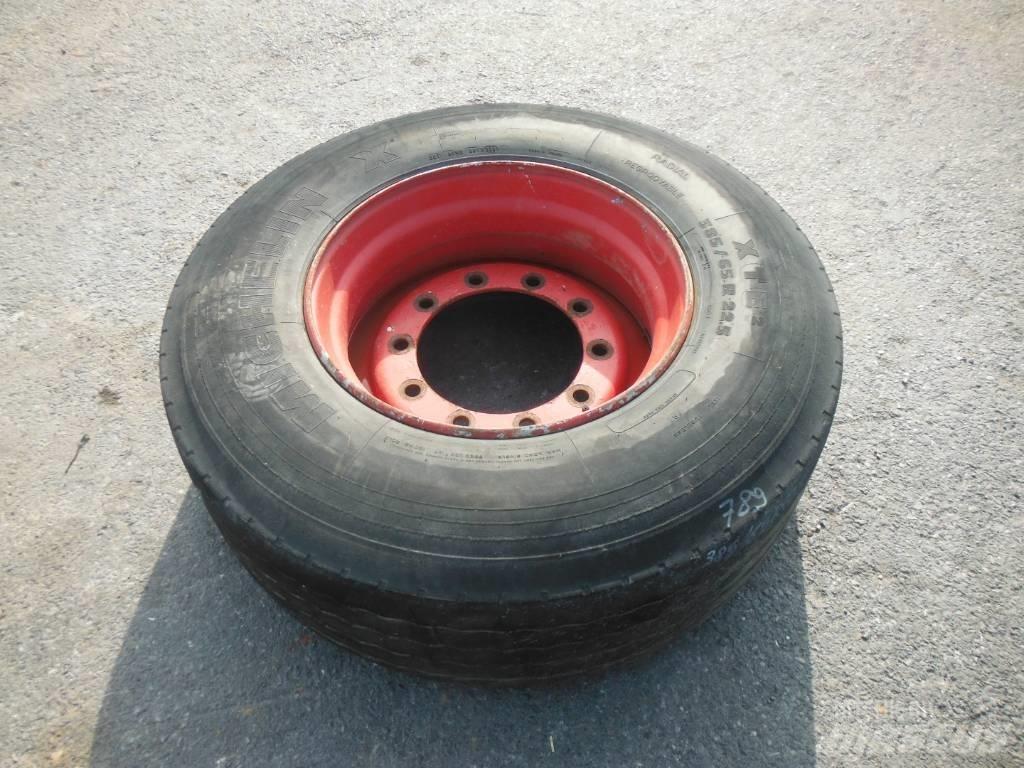 Michelin 385/65R22.5 Gumiabroncsok, kerekek és felnik