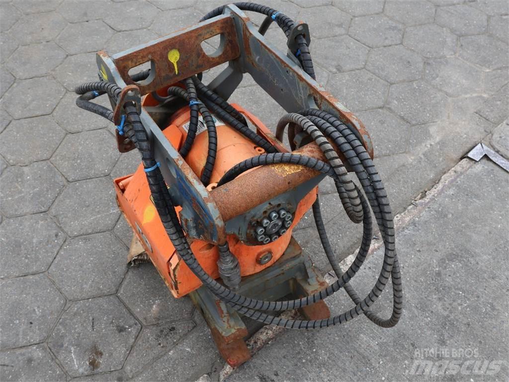  TILT ROTATOR TR07 Gyors csatlakozók