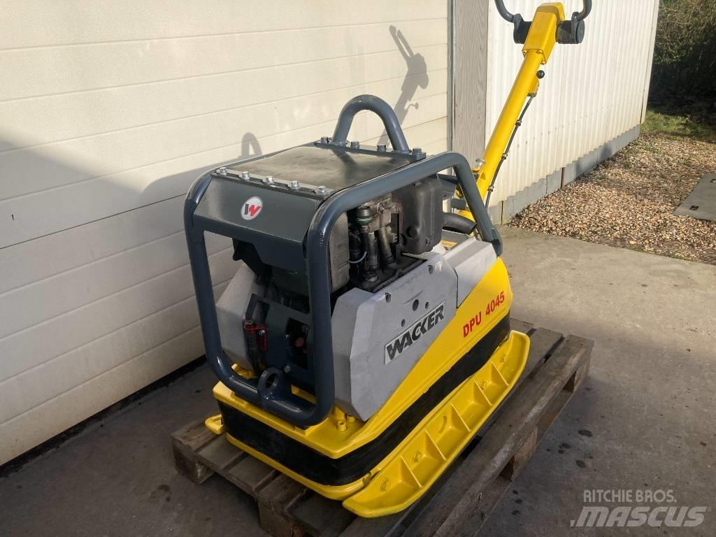 Wacker DPU4045H Vibrátorok