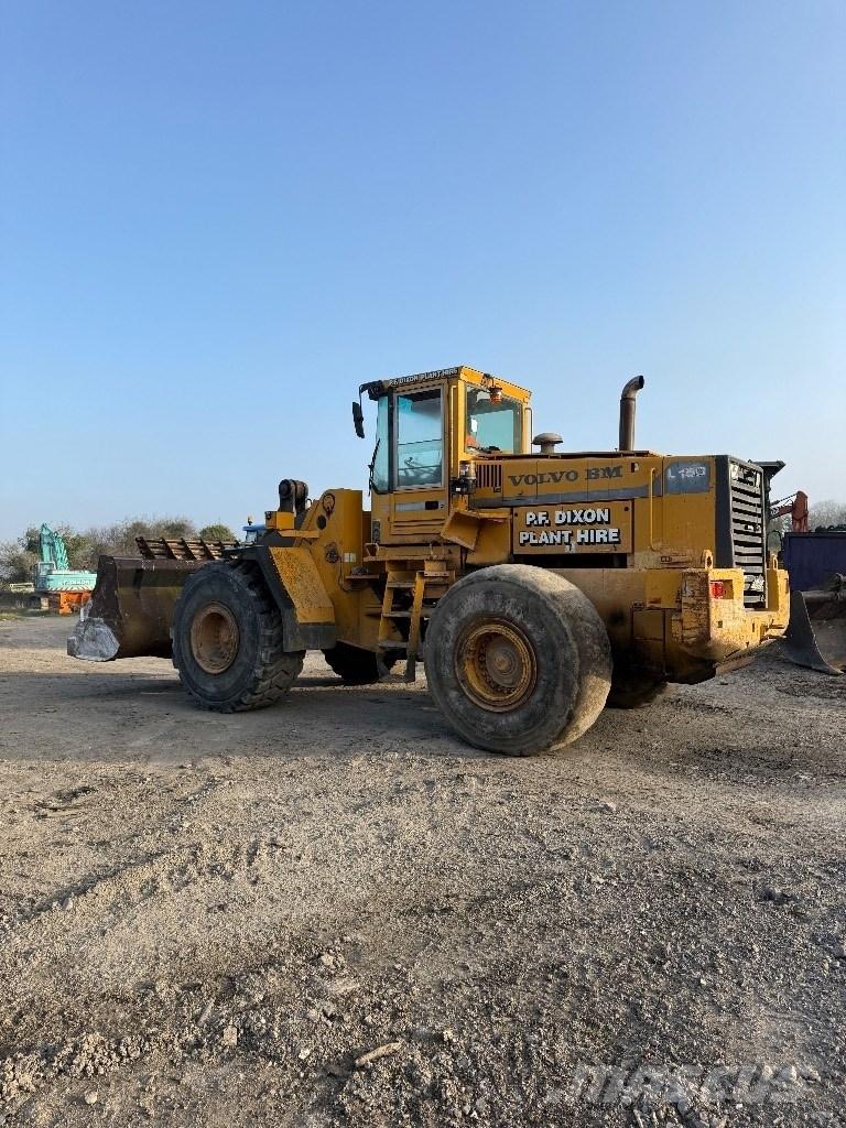 Volvo BM L 150 Gumikerekes homlokrakodók
