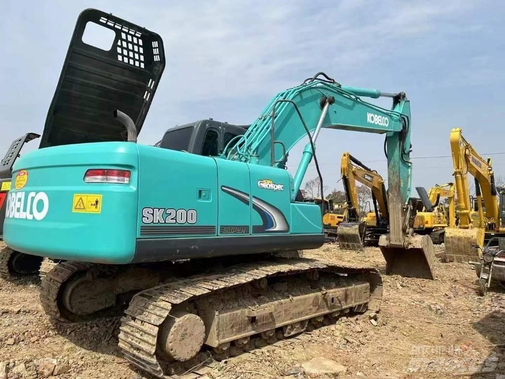 Kobelco SK 200 Lánctalpas kotrók