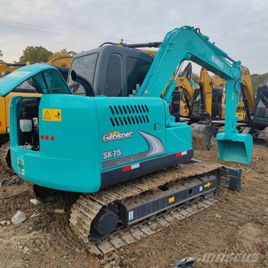 Kobelco SK 75 Lánctalpas kotrók