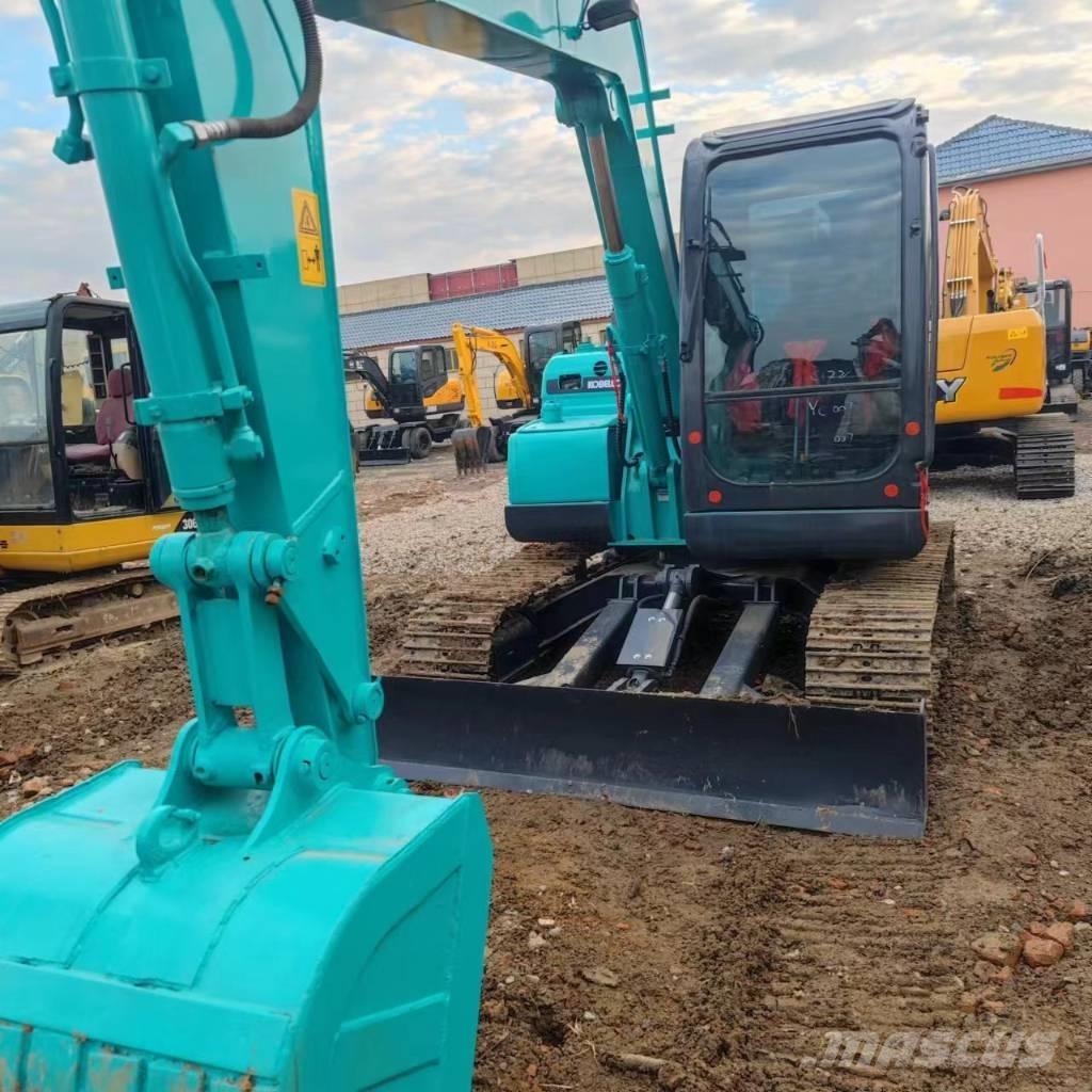 Kobelco SK 75 Lánctalpas kotrók
