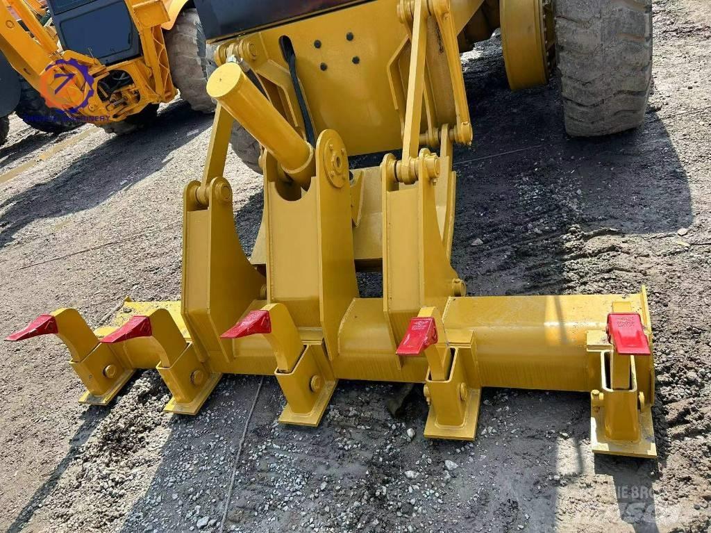 CAT 140 H Gréderek
