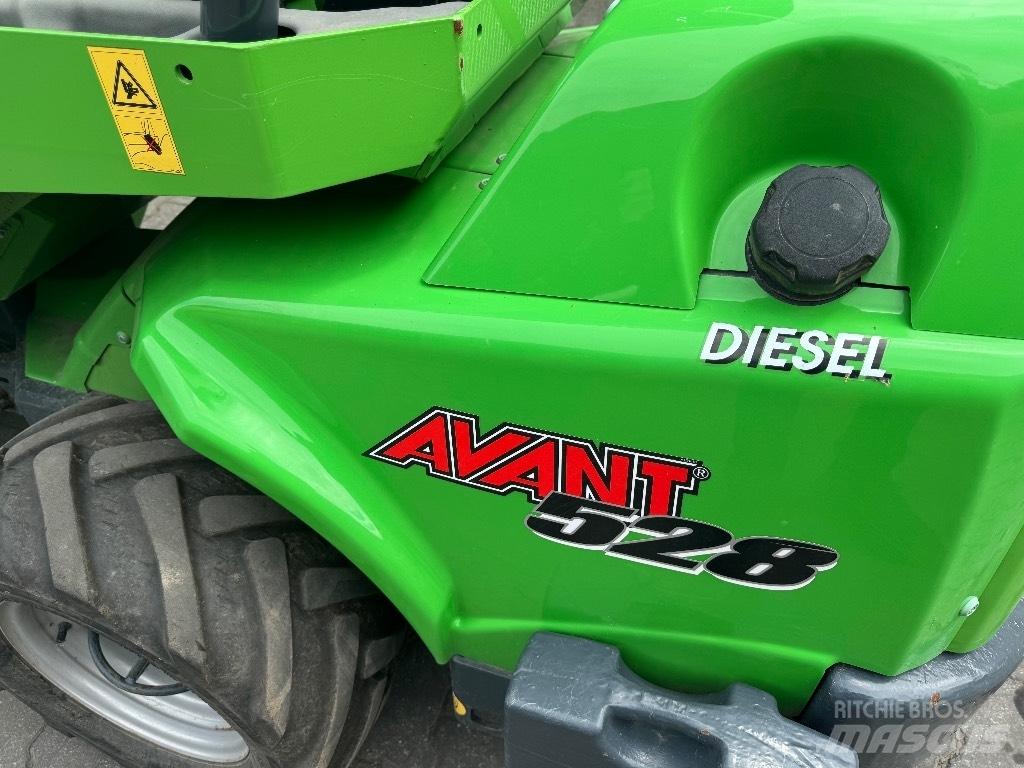 Avant 528 Mini homlokrakodók