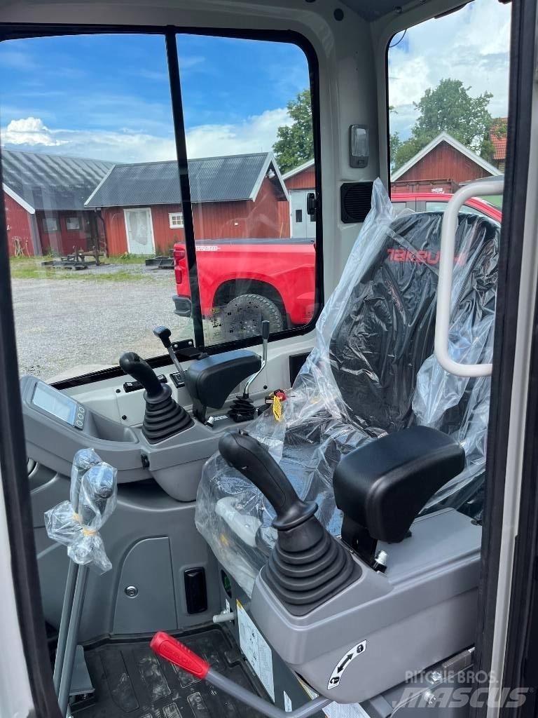 Takeuchi TB320 Mini kotrók < 7t
