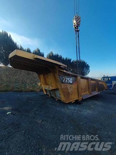 CAT BENNE CAT 775G Építőipar - Egyebek