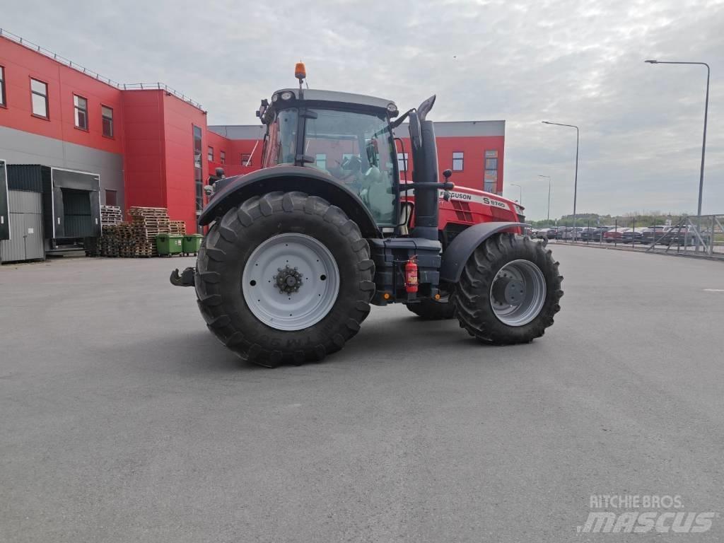 Massey Ferguson 8740 Traktorok