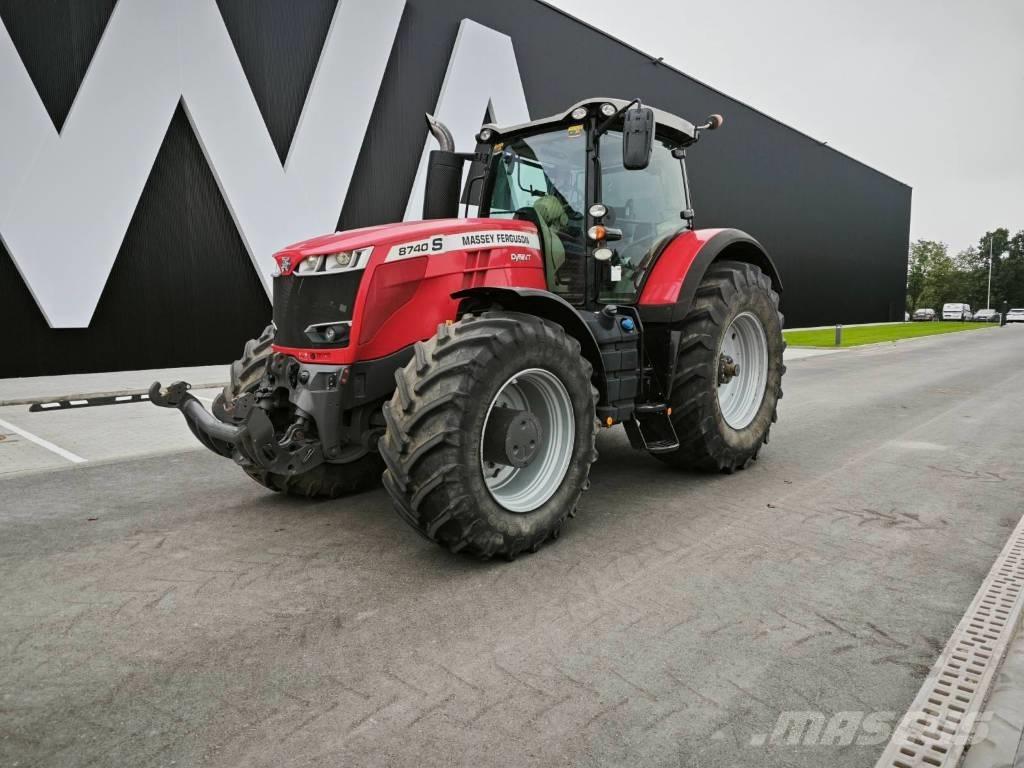 Massey Ferguson 8740 Traktorok