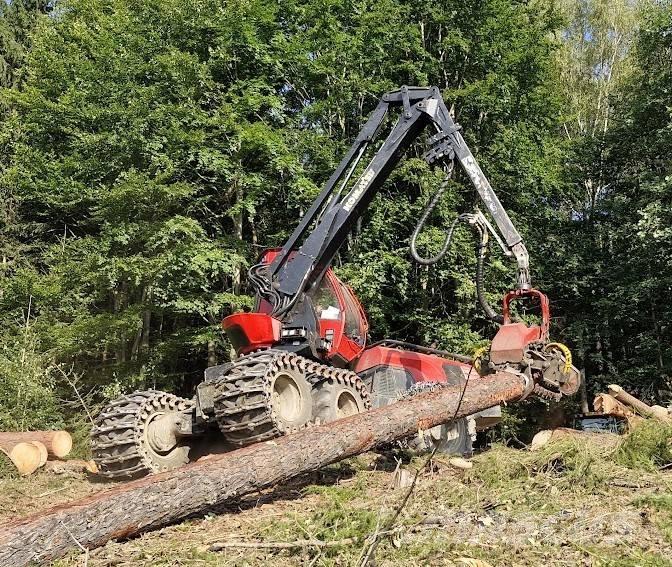 Komatsu 931.2 Betakarítók