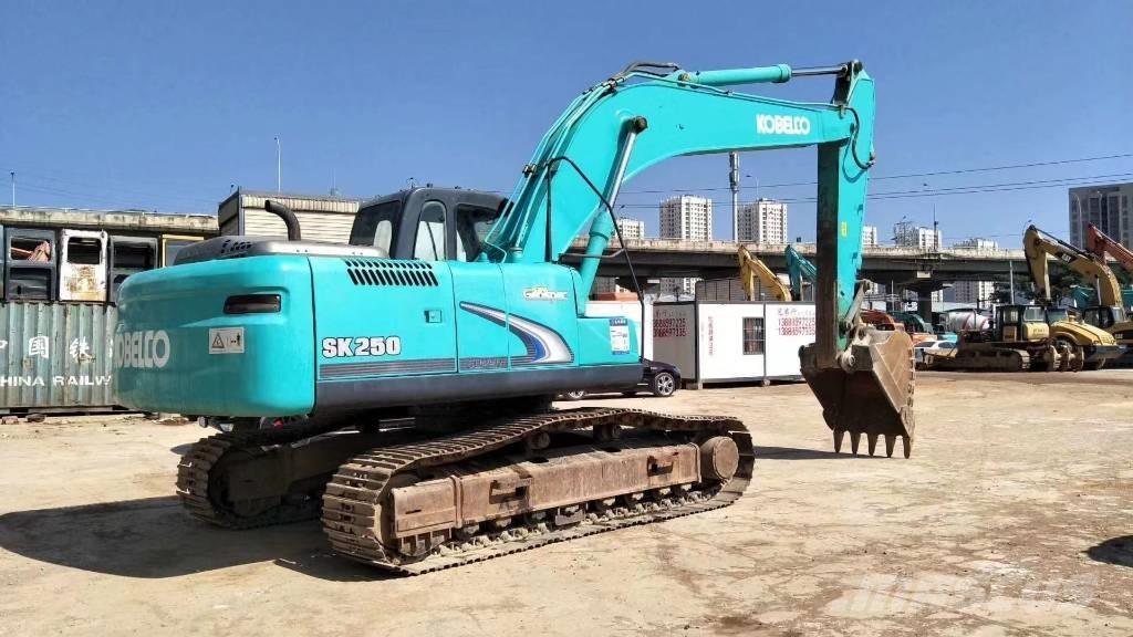 Kobelco SK 250-8 Lánctalpas kotrók