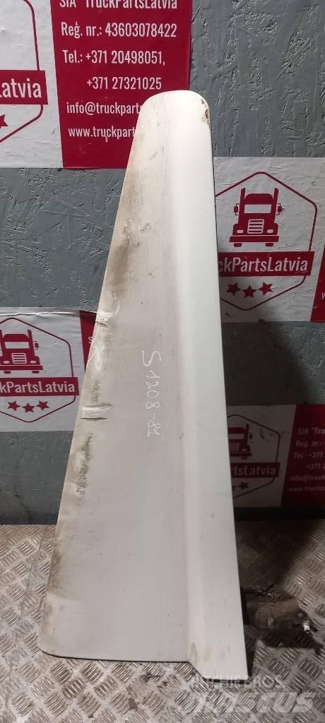 Scania 94 D.    1348514 Vezetőfülke és belső tartozékok
