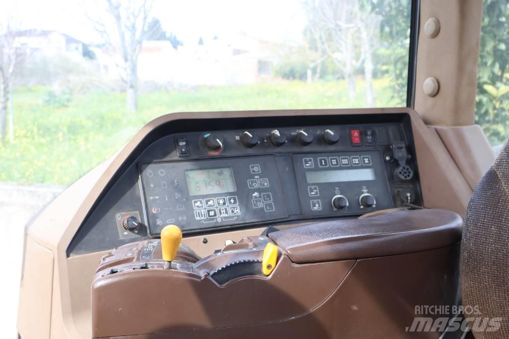 John Deere 8420 T Traktorok