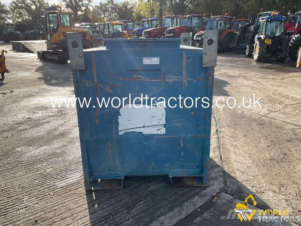  CONQUIP FUEL BOWSER Üzemanyag- és adaléktartályok