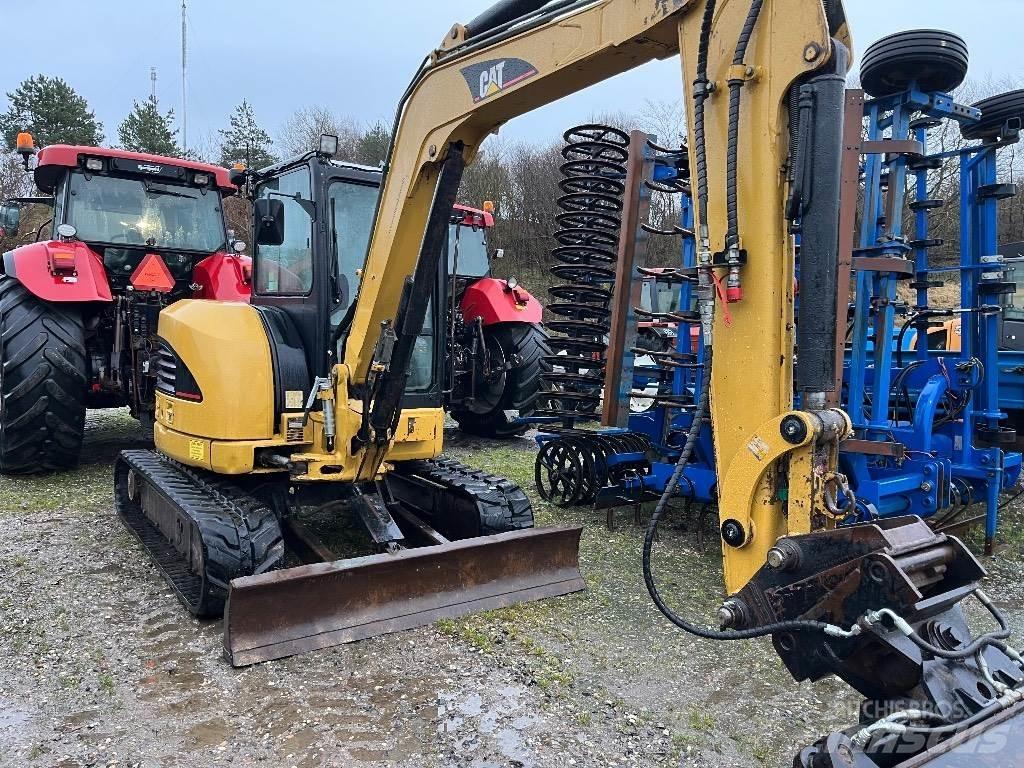 CAT 305 C Mini kotrók < 7t
