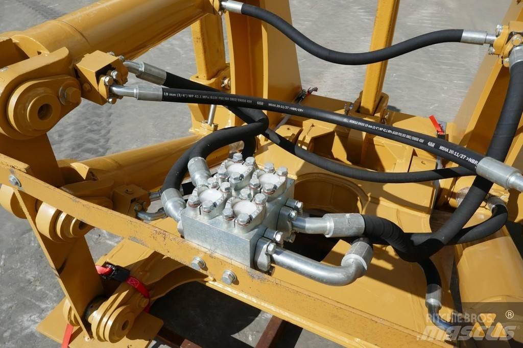 CAT D7E Ripper Egyéb alkatrészek