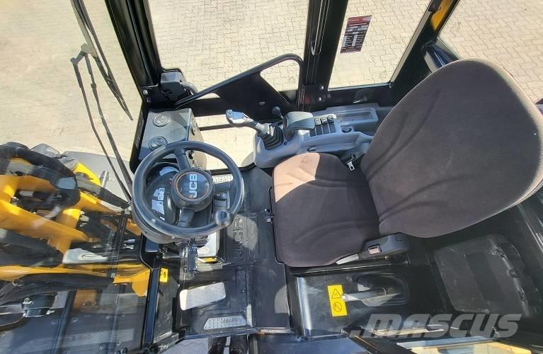 JCB 403 Gumikerekes homlokrakodók