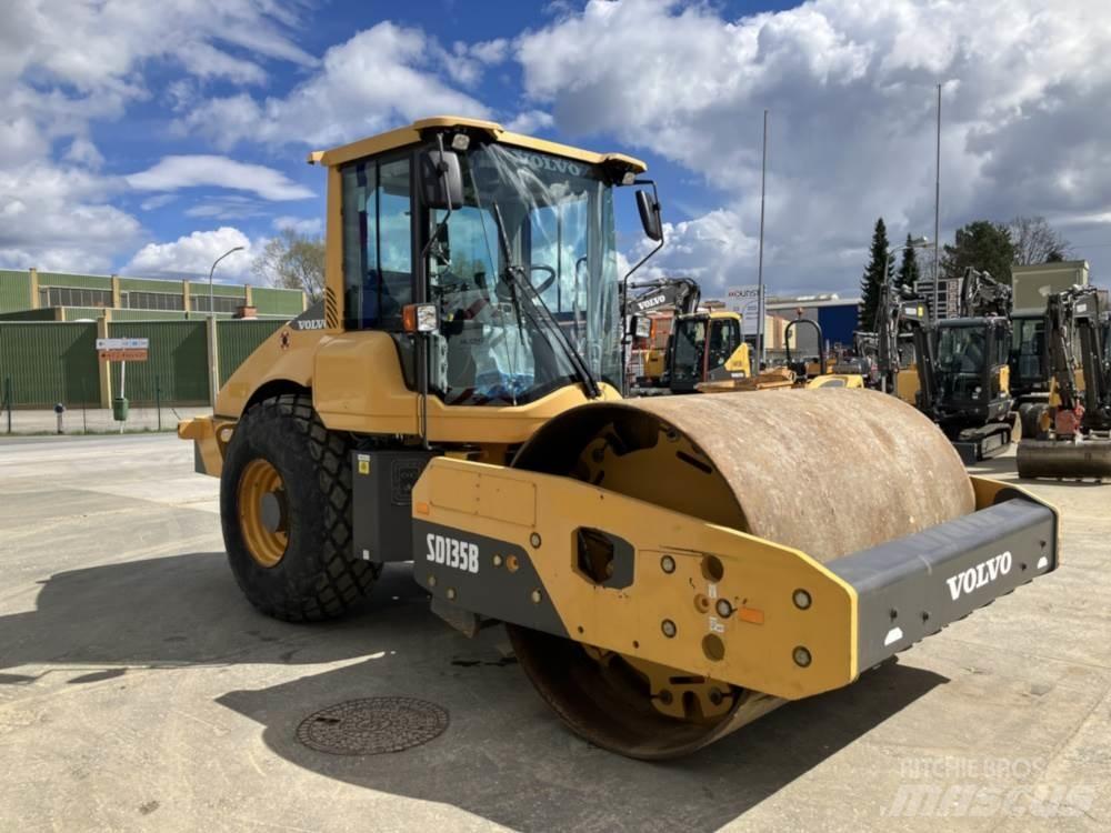 Volvo SD135B Talajtömörítő gépek