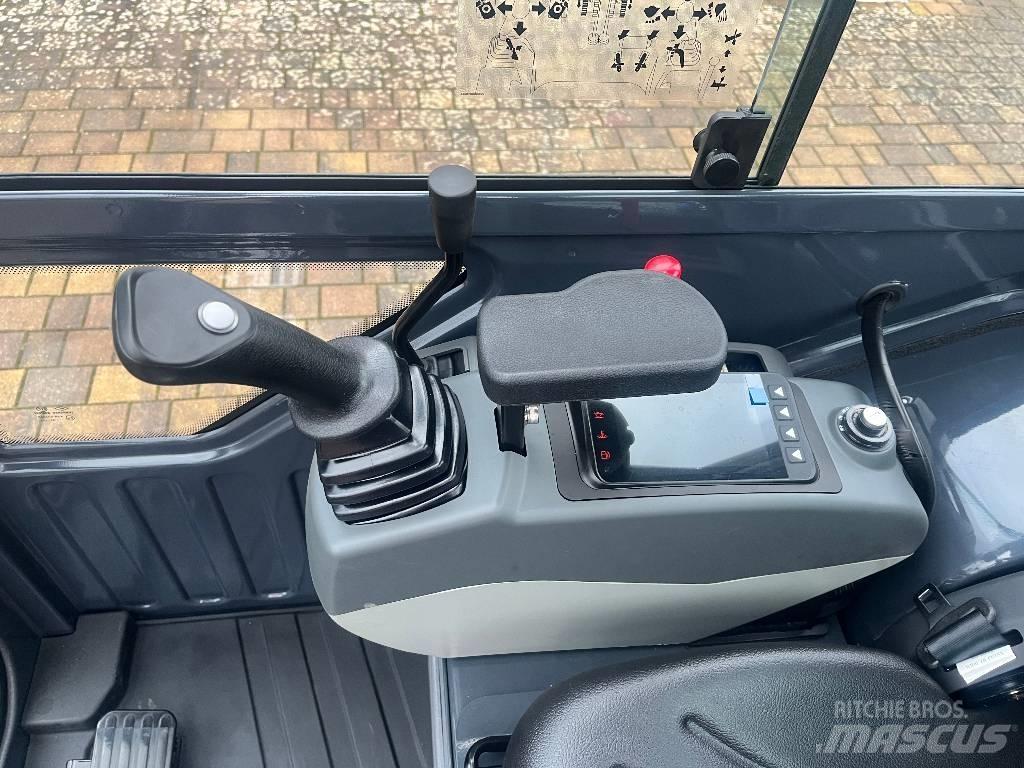 Atlas AC 17 F Mini kotrók < 7t