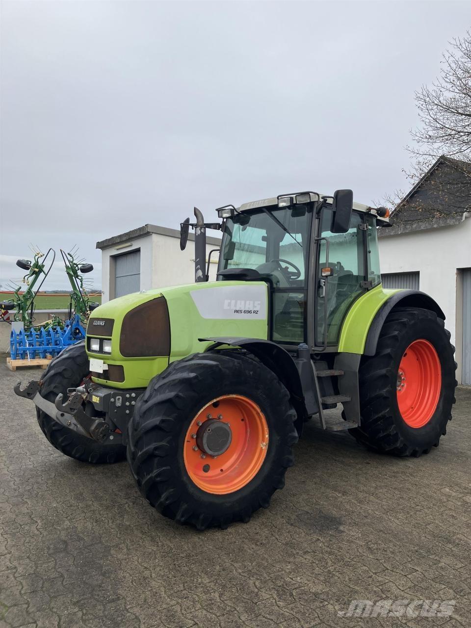 CLAAS Ares 696 RZ Traktorok